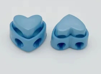 Koncovky na jehlice Srdíčka modrá