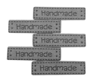Štítek Hand made tmavá šedá kůže 007