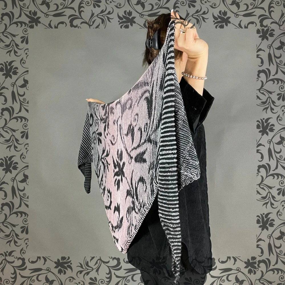 Pletací set Tuch Floral, čtyřnitka